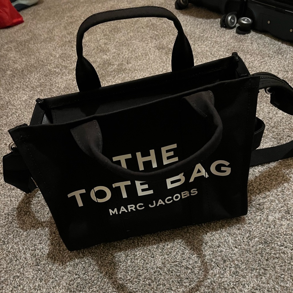 Marc Jacobs The Tote Bag small